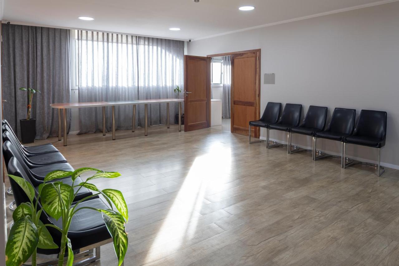 Apart Hotel Rivadavia 815 Neuquén Esterno foto