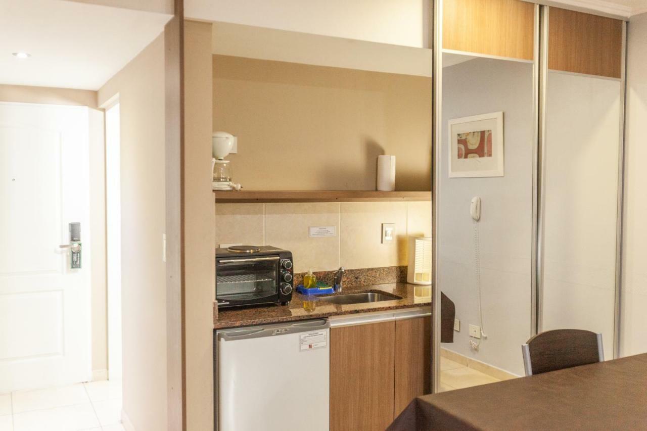 Apart Hotel Rivadavia 815 Neuquén Esterno foto